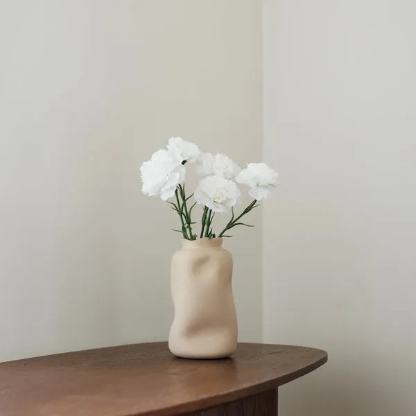 Flowrette White Eyelet oeillet artificiel blanc Real Touch