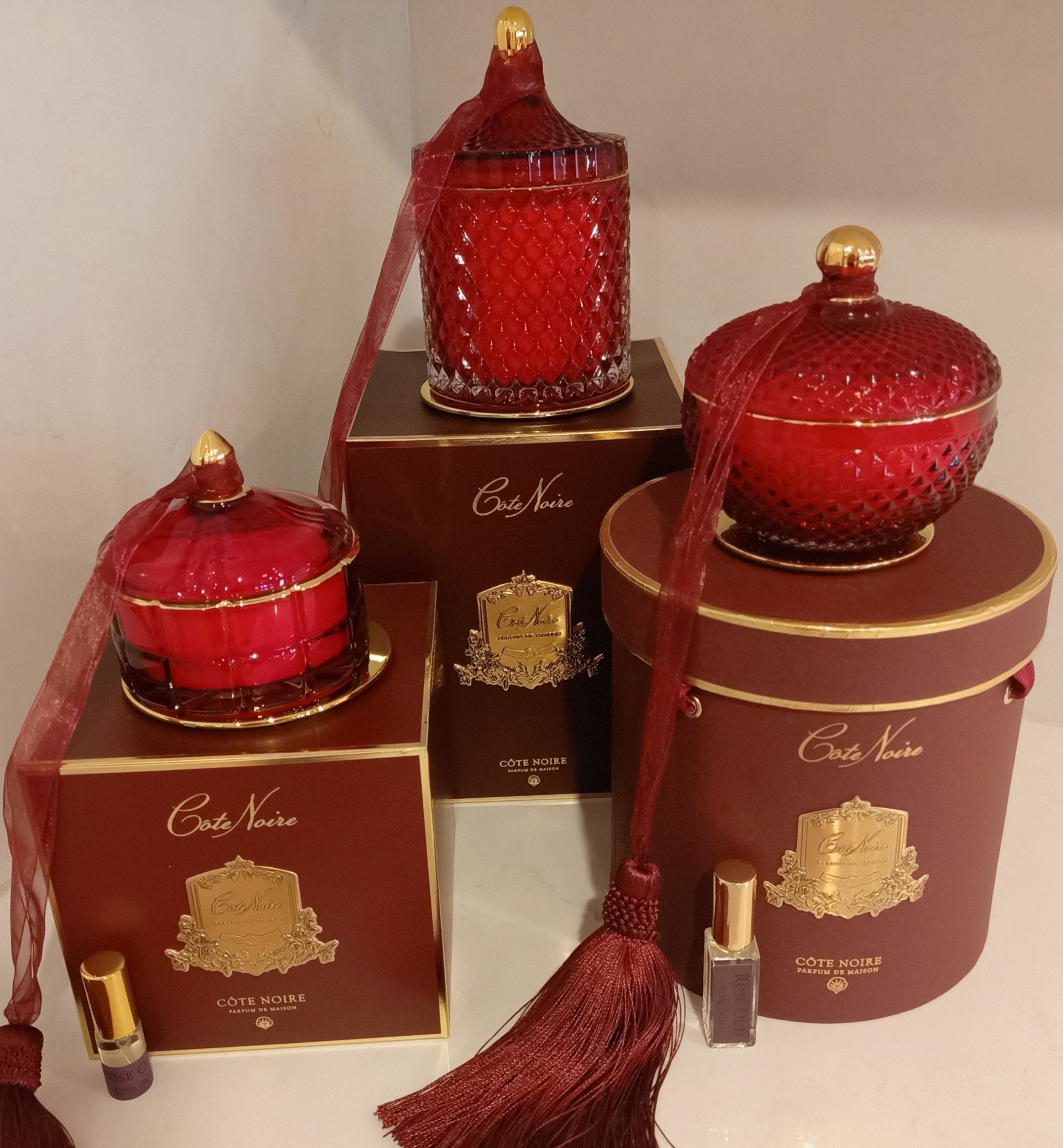 Côte Noire Art Deco GML45017 bougie rose oud rouge 200 g