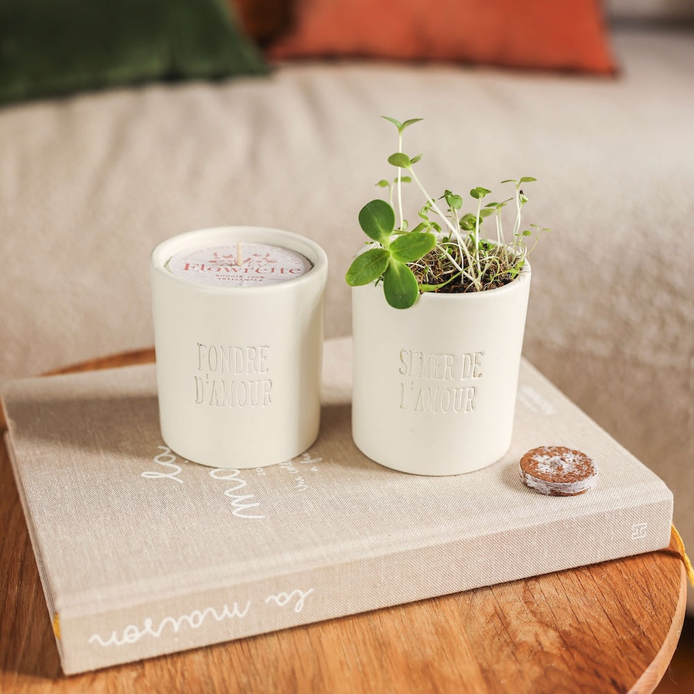 Flowrette Bougies Amour bougie blanche fleurs de lin