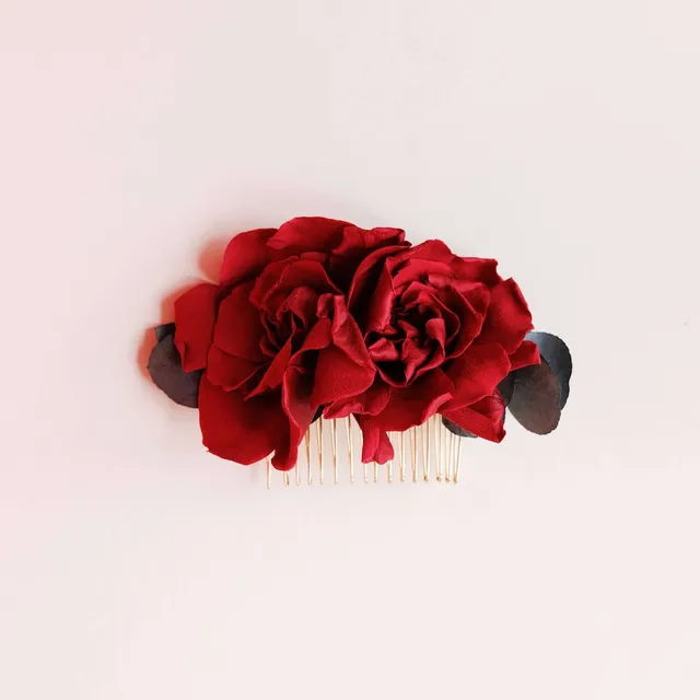 Flowrette Bijoux peigne Clémence fleurs stabilisées rouge mariage