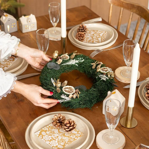 Flowrette Advent Wreath couronne sapin stabilisé