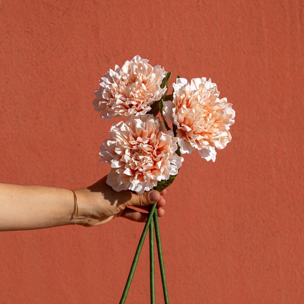 Flowrette Dahlia fleur papier corail blanc x1 salon