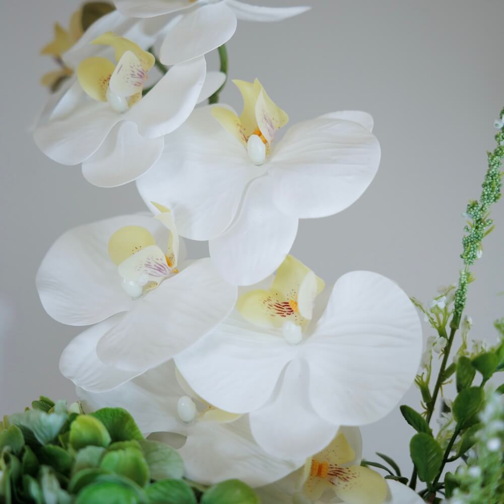 Flowrette Rosaline bouquet artificiel blanc et vert Real Touch