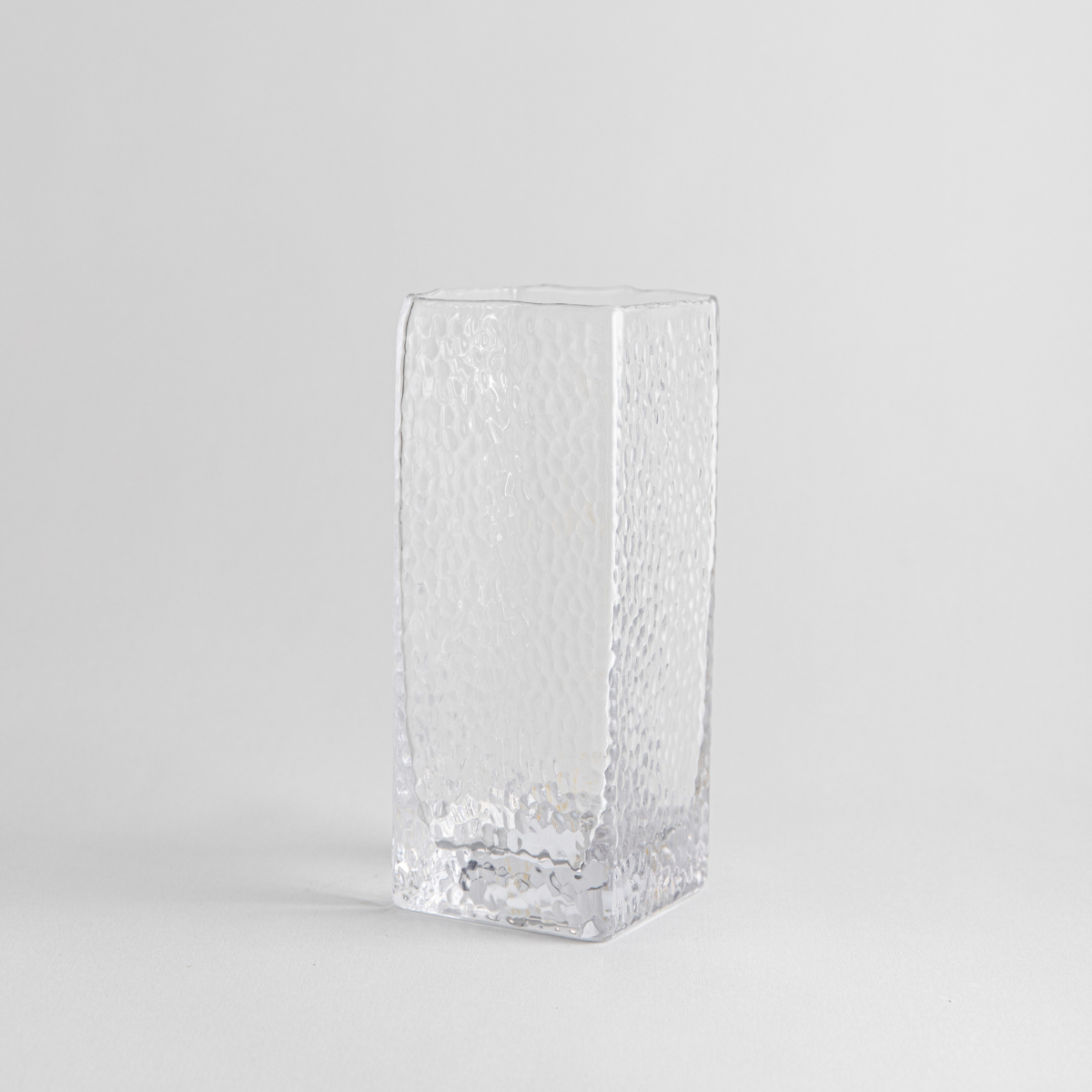 Sia Home Vases Oglia Petit vase transparent verre martelé 20cm