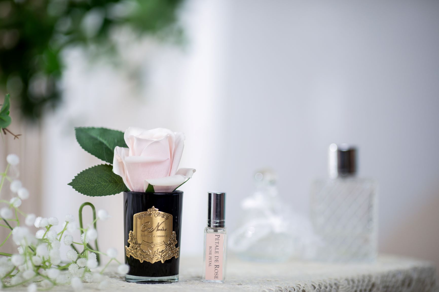 Côte Noire Perfumed Flowers GMRB46 rose french pink vase noir