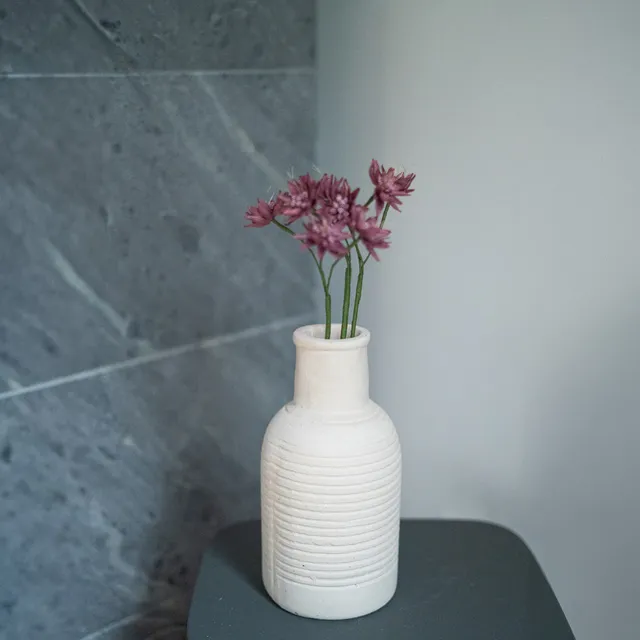 Flowrette Astrance fleur en papier violet x1 centre de table