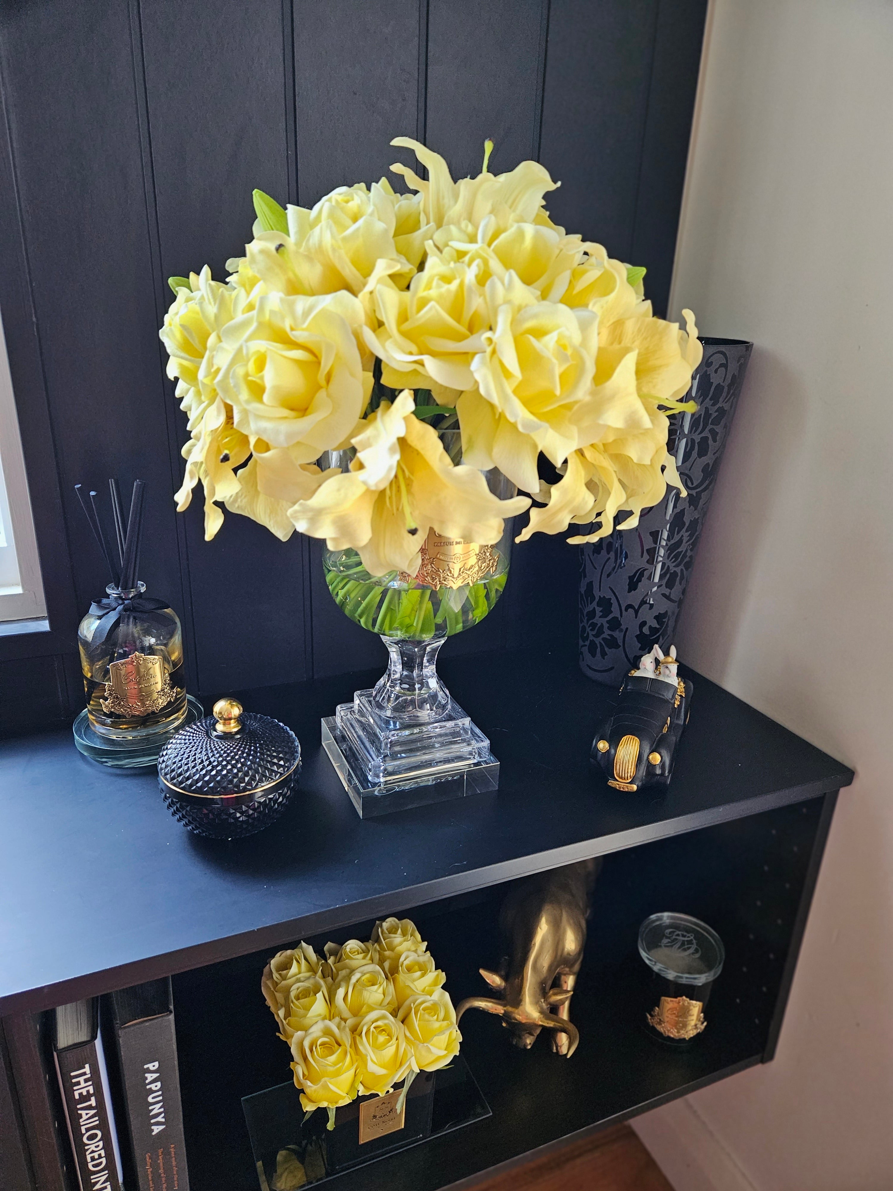 Côte Noire Versailles VLR08 bouquet lys roses jaunes artificiel