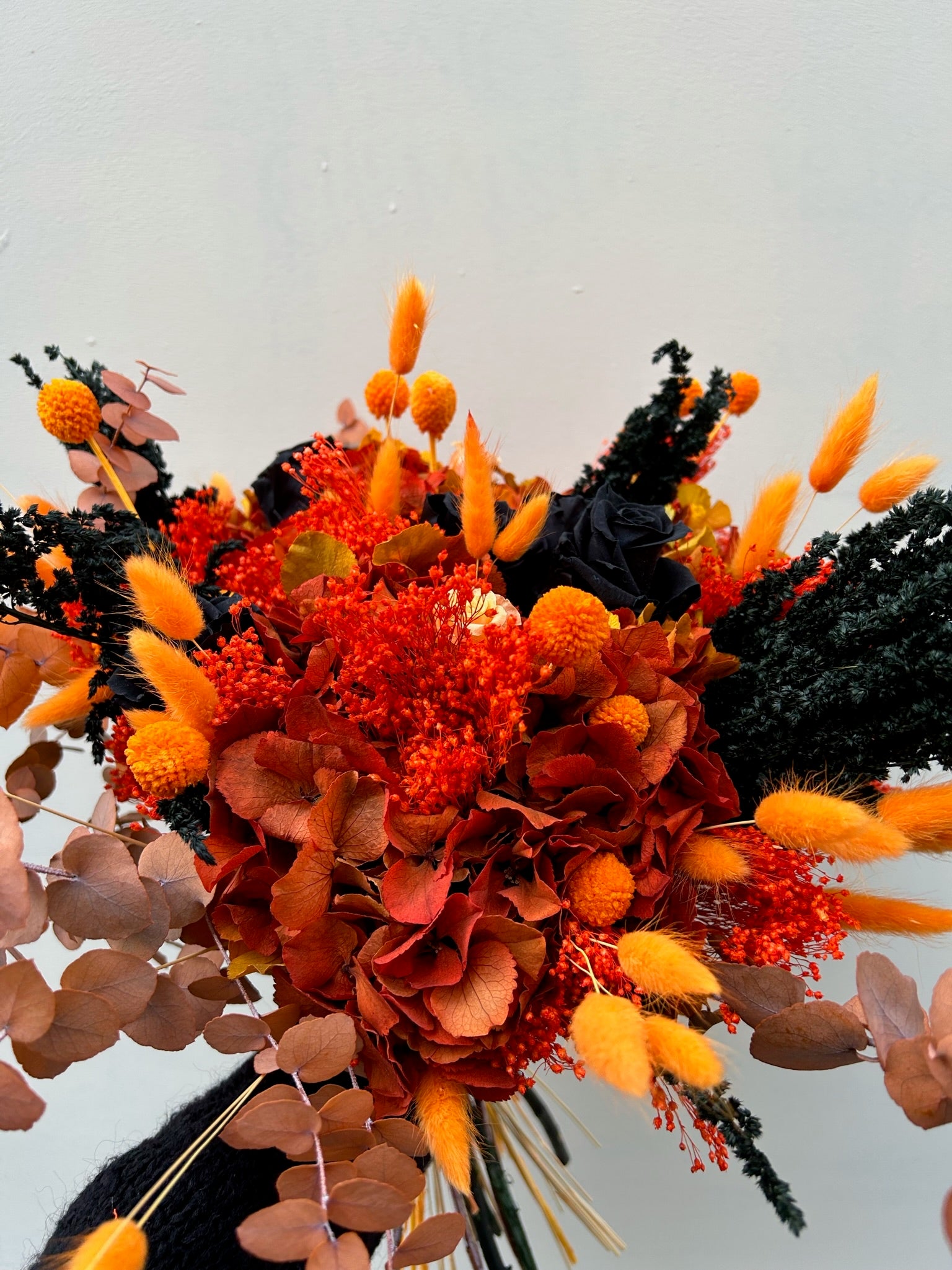 Ateliers Ouchamp Bouquets Halloween bouquet 45 cm roses noires