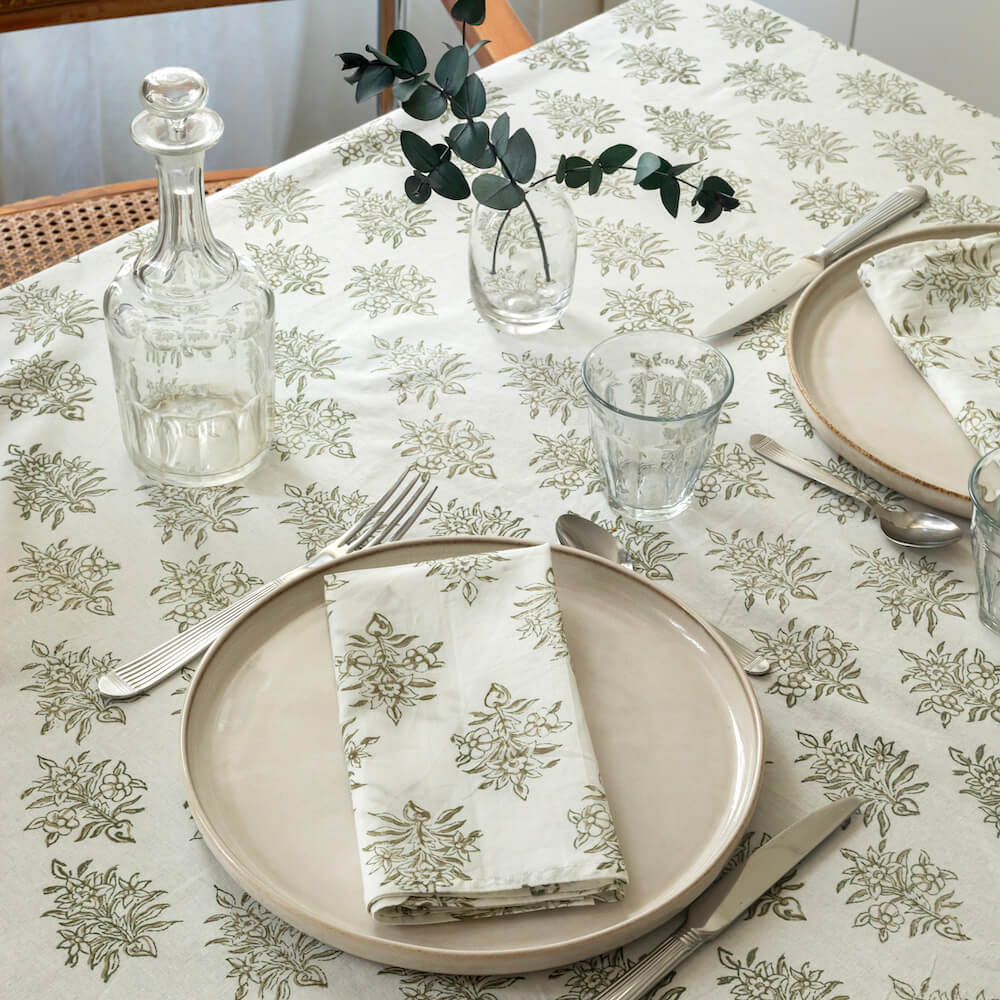 Flowrette Bally nappe coton 150x220 kaki blanc cassé