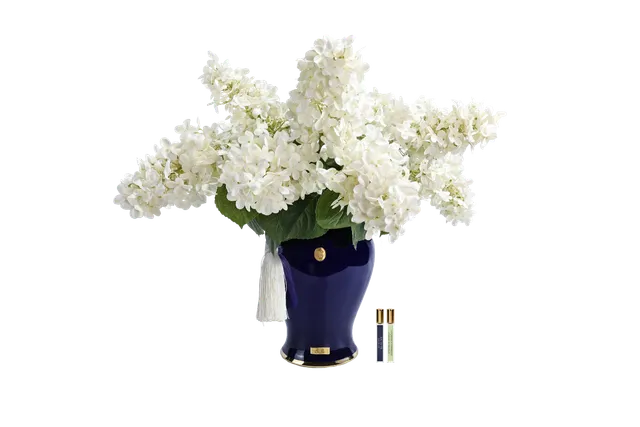 Côte Noire Hydrangeas INDH01 bouquet hortensia ivoire urne