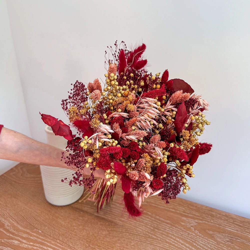 Flowrette Fleurs séchées Archibald bouquet séché M bordeaux