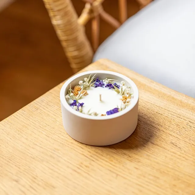 Flowrette Fleur d'acacia bougie fleurie parfumée bleue