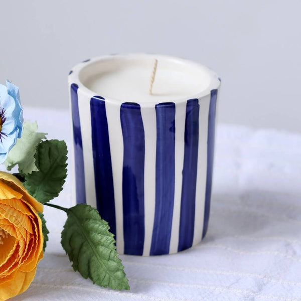 Flowrette Blue Striped bougie soja fleur amandier pot bleu