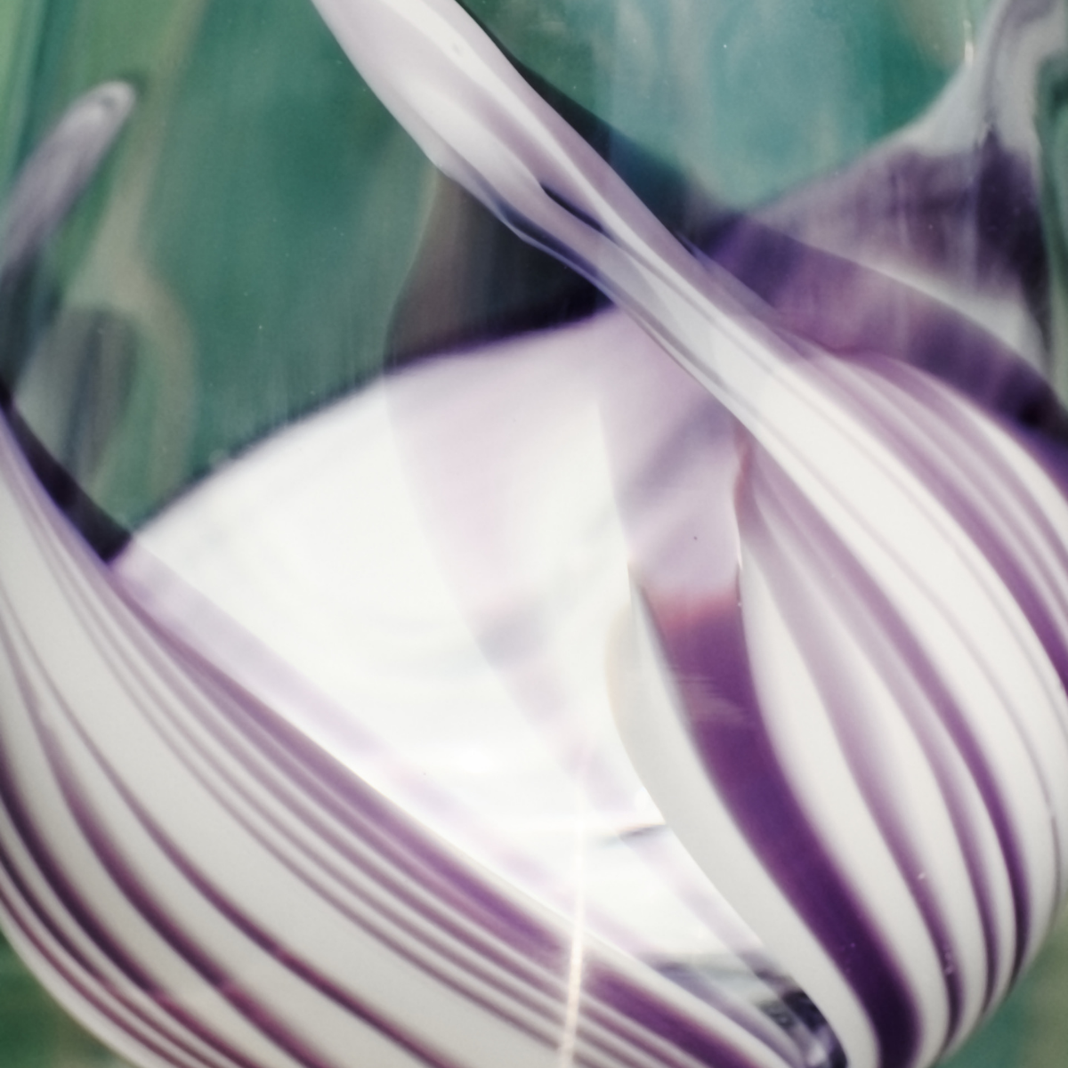 Sia Home Almond vase verre violet transparent 23 cm