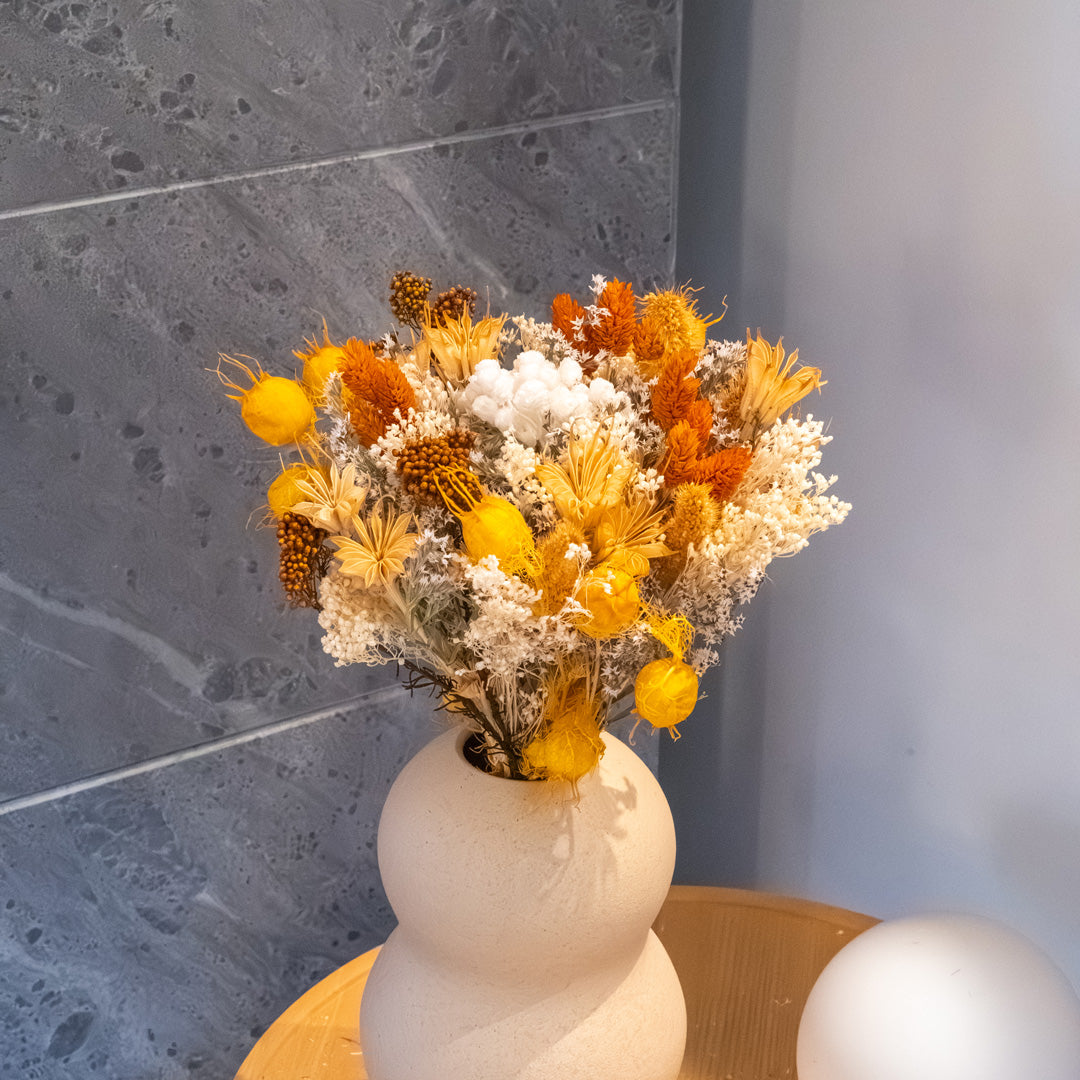 Flowrette Victor bouquet fleurs séchées jaune taille M