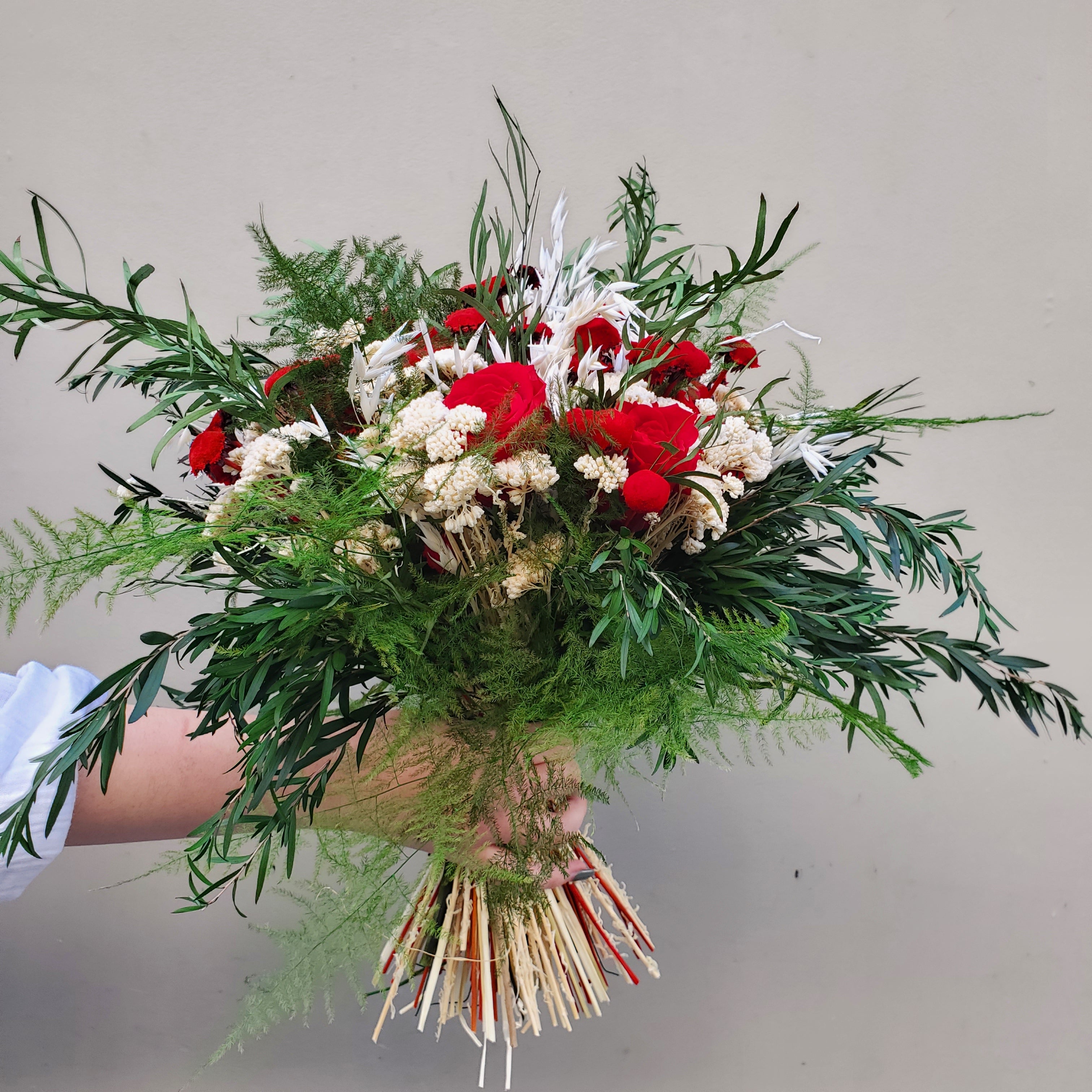 Ateliers Ouchamp Bouquets Rue Madame bouquet 9 roses 40 cm