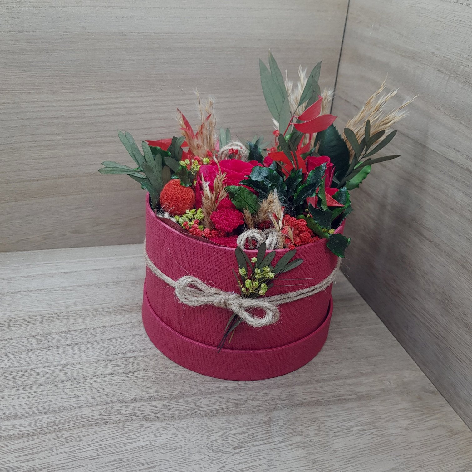 Ateliers Ouchamp Boîtes Place Edouard 7 boîte roses rouges 14 cm