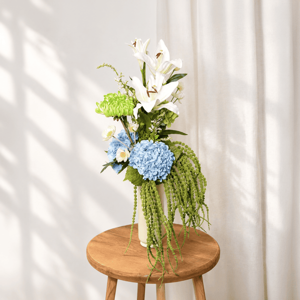 Flowrette Madeleine bouquet fleurs artificielles blanc bleu