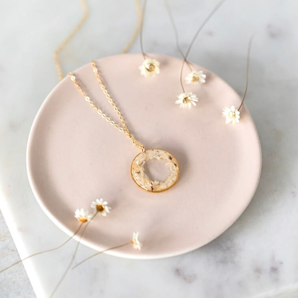 Flowrette Alba collier fleur séchée or fin 24 carats