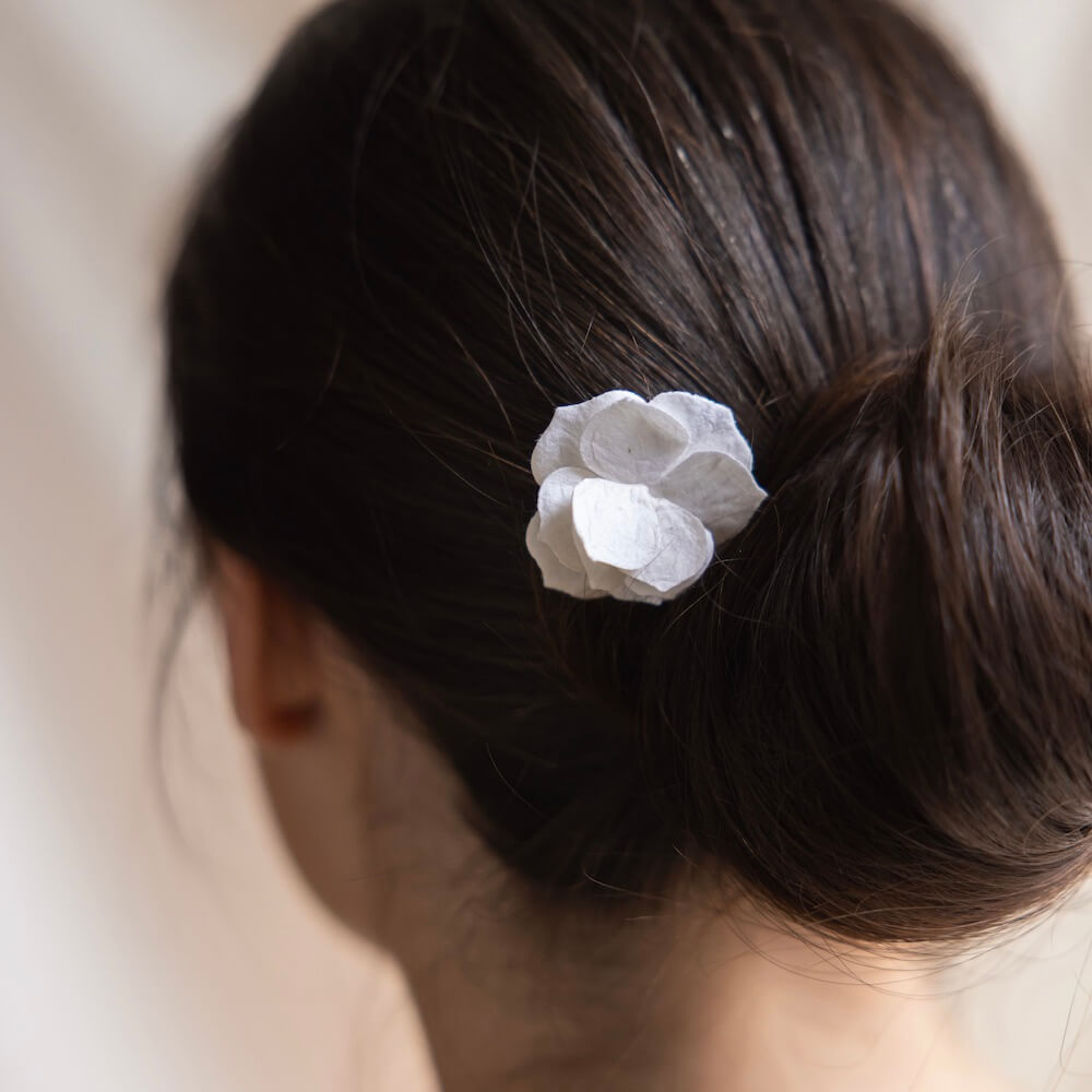 Flowrette Bijoux trio barrettes fleurs papier blanc hortensia