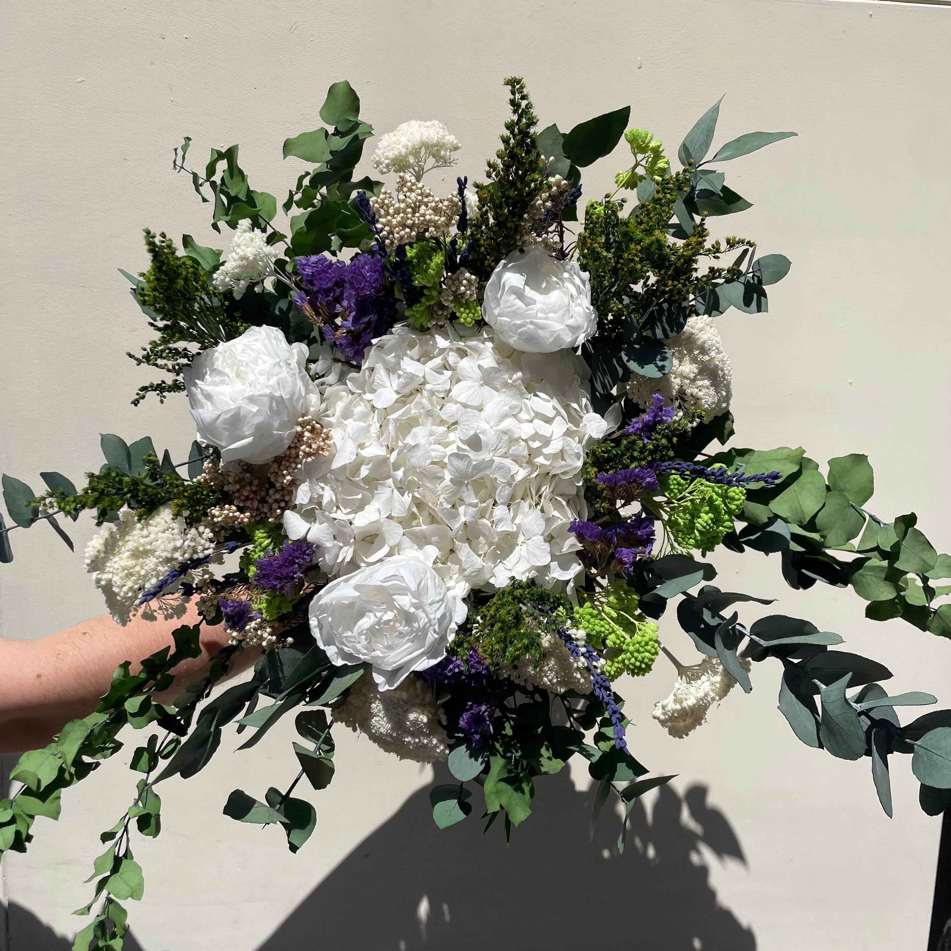 Ateliers Ouchamp Bouquets Rue Marbeau bouquet éternel blanc 40 cm