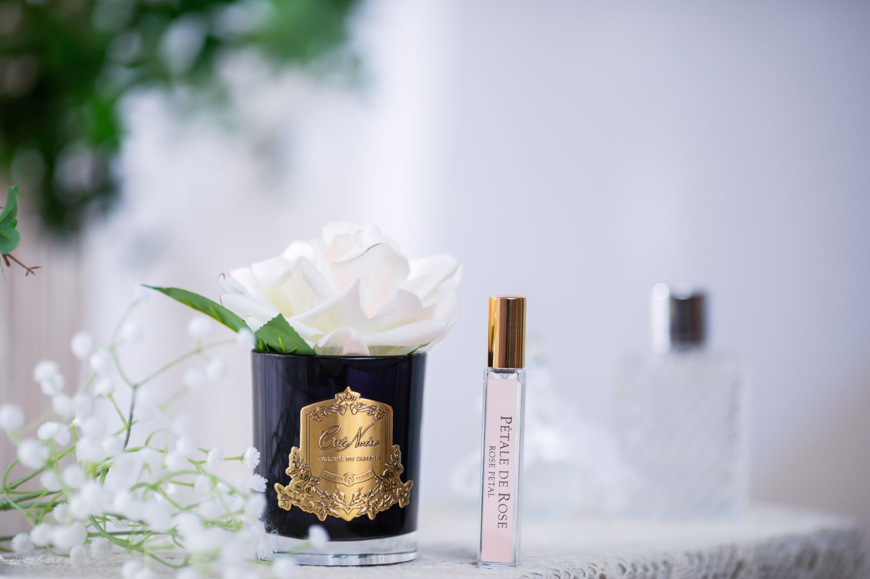 Côte Noire Perfumed GMRB02 rose artificielle pink blush vase noir