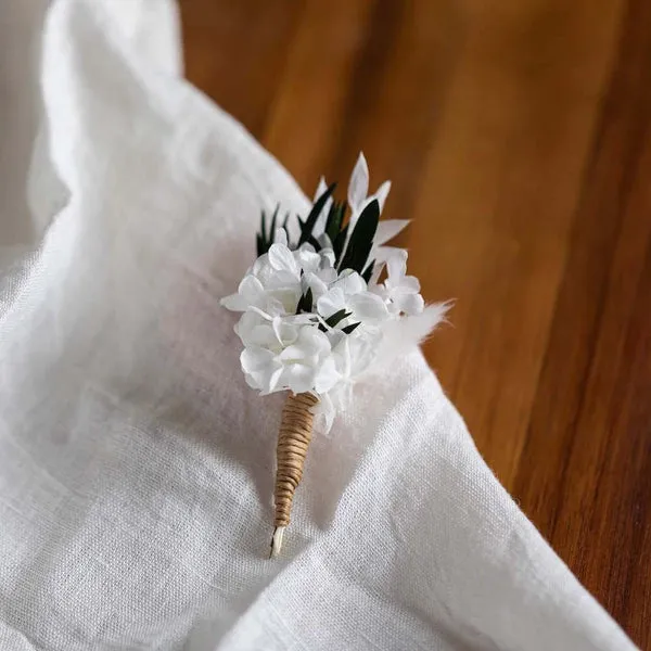 Flowrette Romy boutonnière fleurs séchées blanc vert