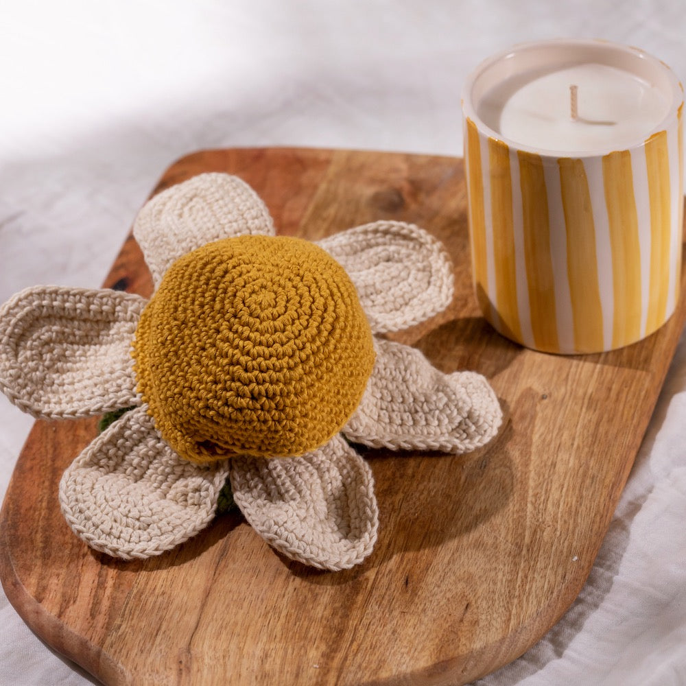Flowrette Coffret Mère Nature bougie monoï et peluche Fleur
