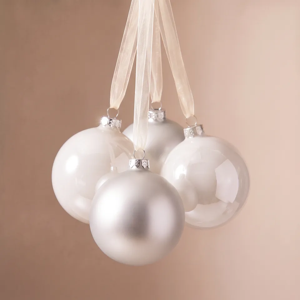 Sia Home coffret 4 boules Noël verre 8 cm blanc rouge