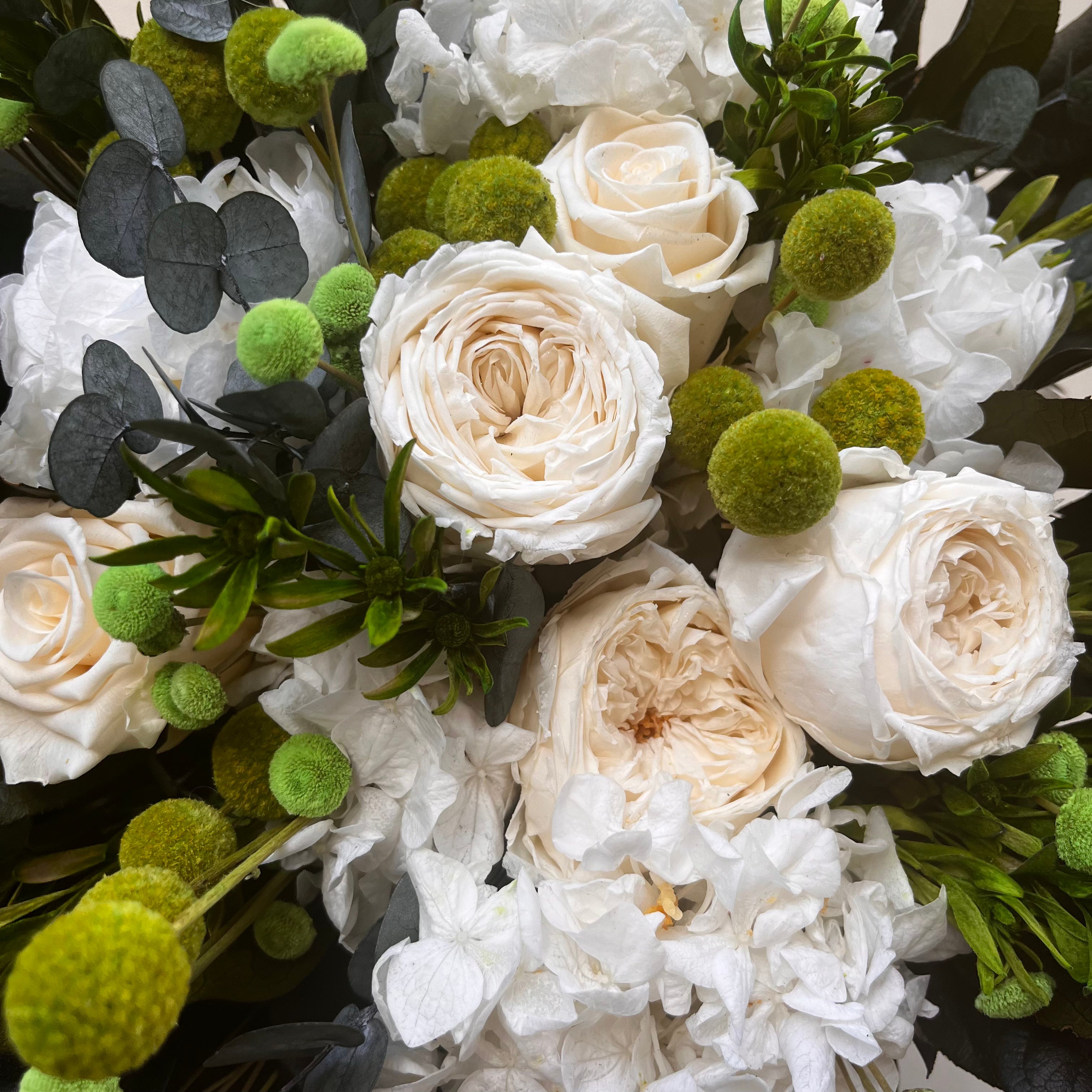 Ateliers Ouchamp Avenue Montaigne bouquet stabilisé blanc vert 40 cm