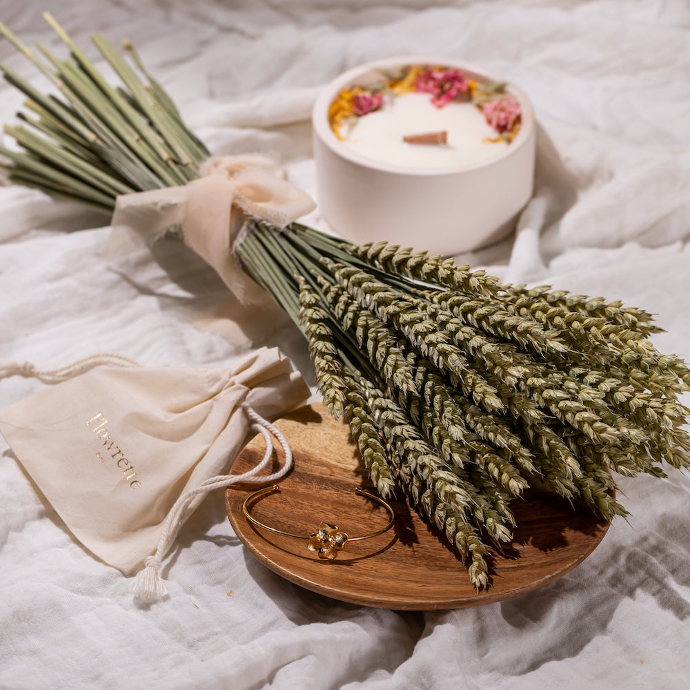 Flowrette Décoration Coffret 3 Ans Bougie + Bouquet de Blé