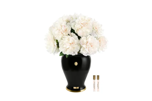 Côte Noire Perfumed Flowers Imperial pivoines blush gold badge