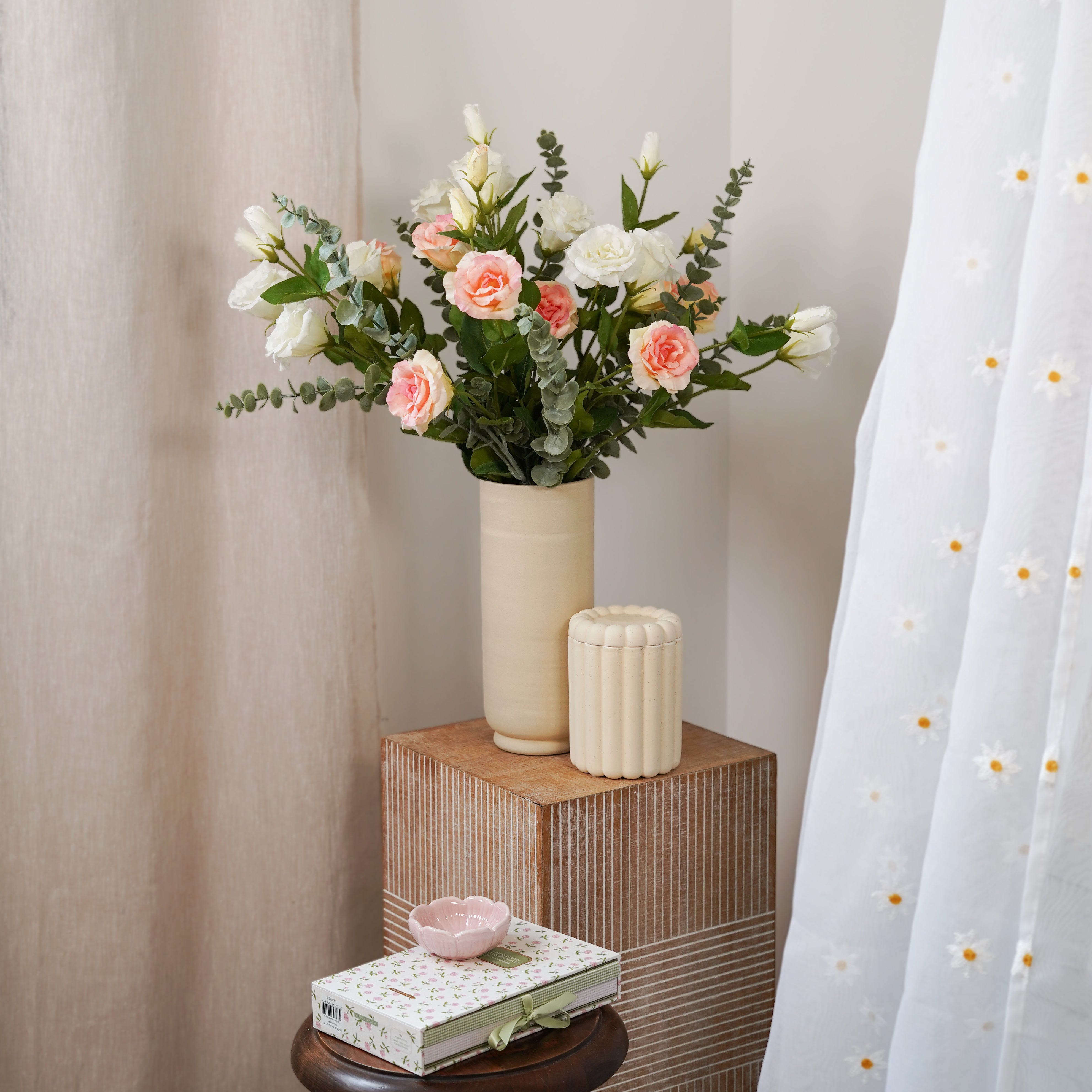 Flowrette bouquet Marie artificiel pastel lisianthus salon