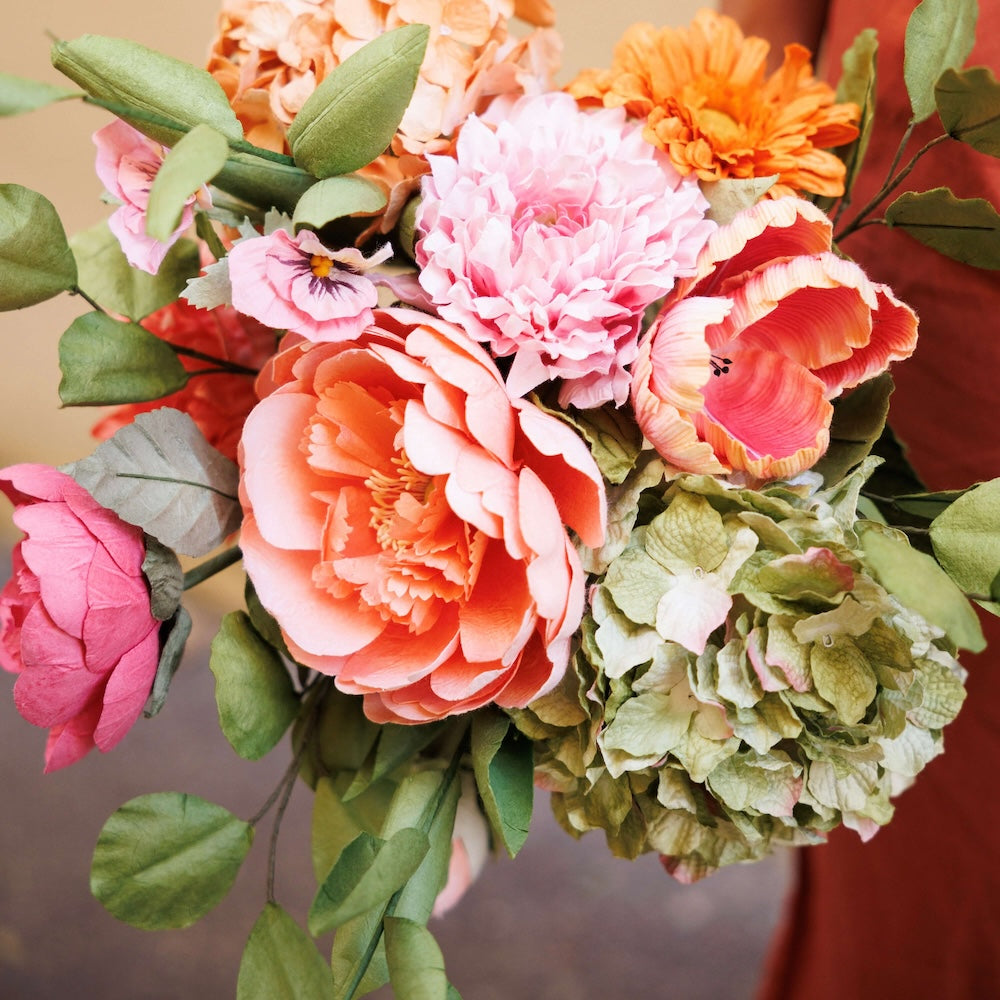 Flowrette Fleurs en papier Bouquet Claudel pivoine pêche et dahlia