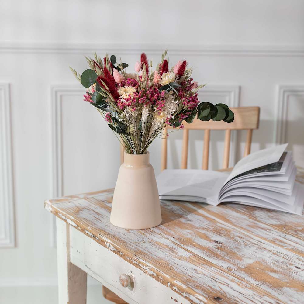 Flowrette Braga Vase artisanal taille M blanc brut