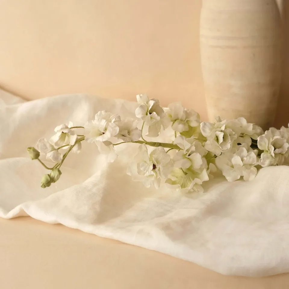 Flowrette Fleurs en Papier Delphinium Blanc Fleur Papier x1