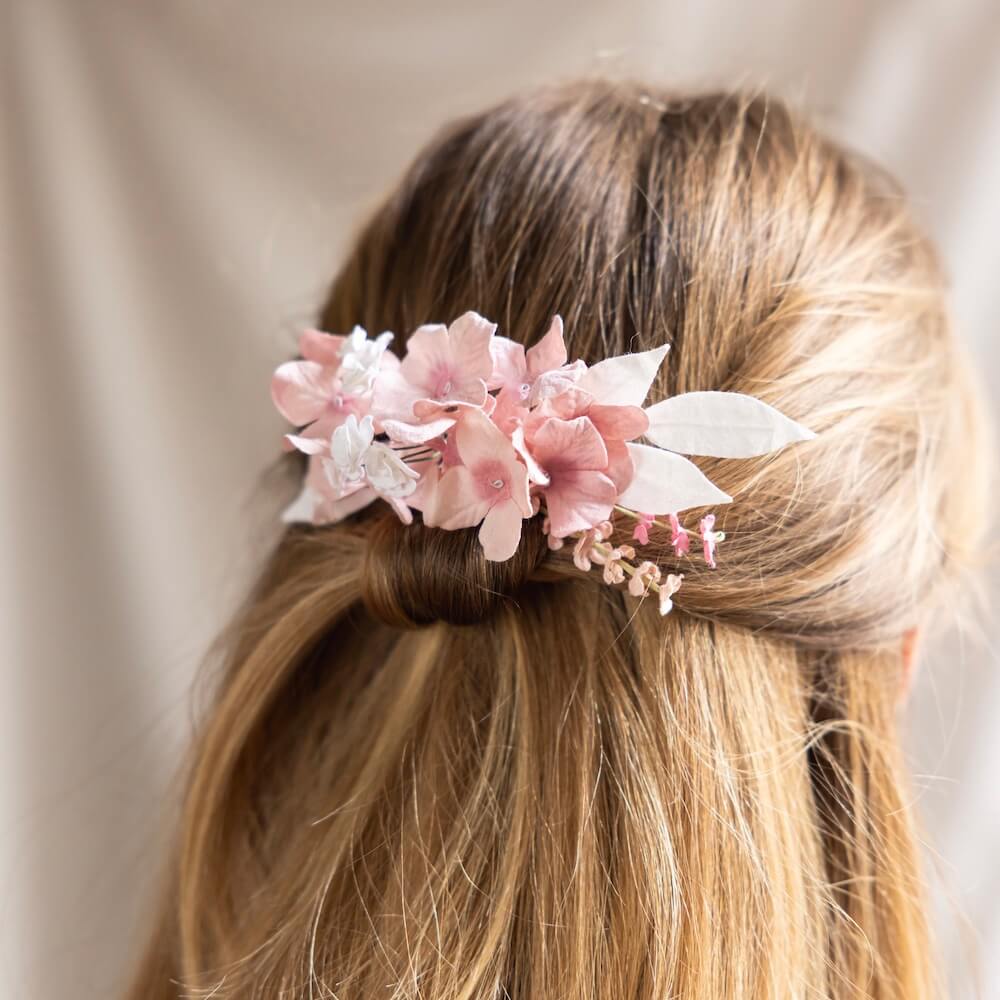 Flowrette peigne fleurs papier rose poudré blanc mariage