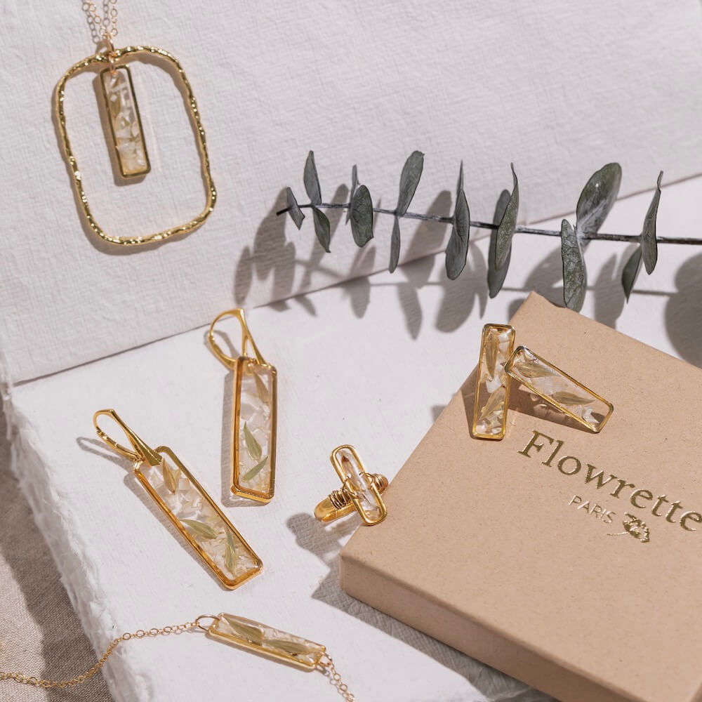 Flowrette Perline bracelet fleurs séchées résine dorée une parure