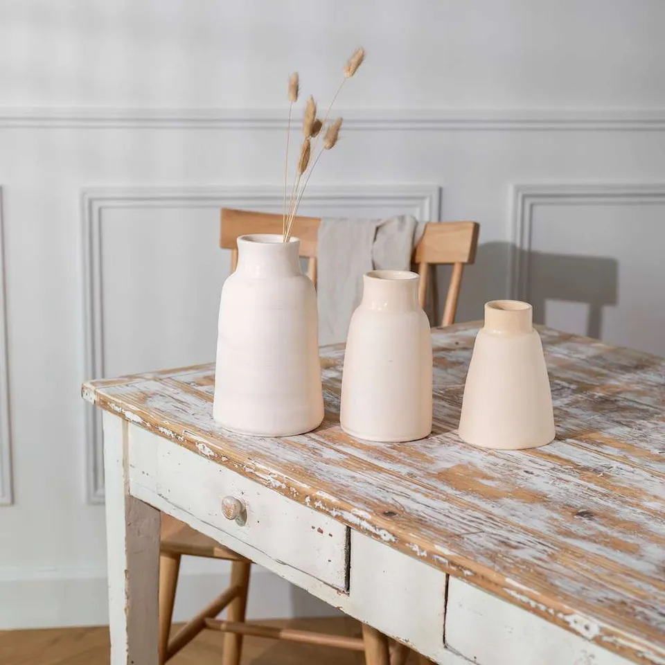 Flowrette Braga Vase artisanal taille M blanc brut