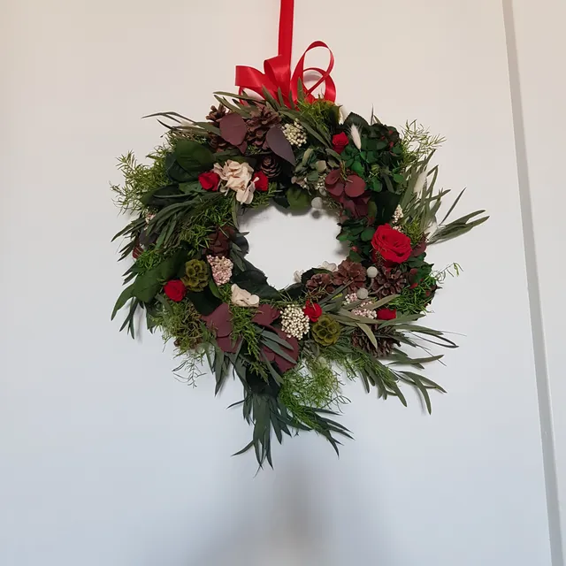 Ateliers Ouchamp Couronnes Place de l'Hotel de Ville couronne 30 cm