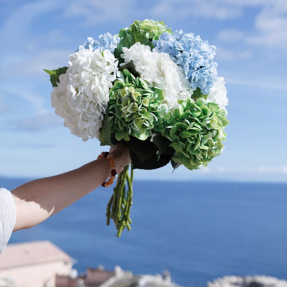 Flowrette Hortensia vert fleur artificielle tige x1