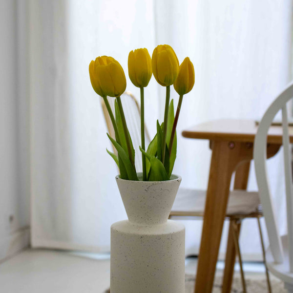 Flowrette Fleurs artificielles Tulipe jaune bouquet 5 tiges Real Touch