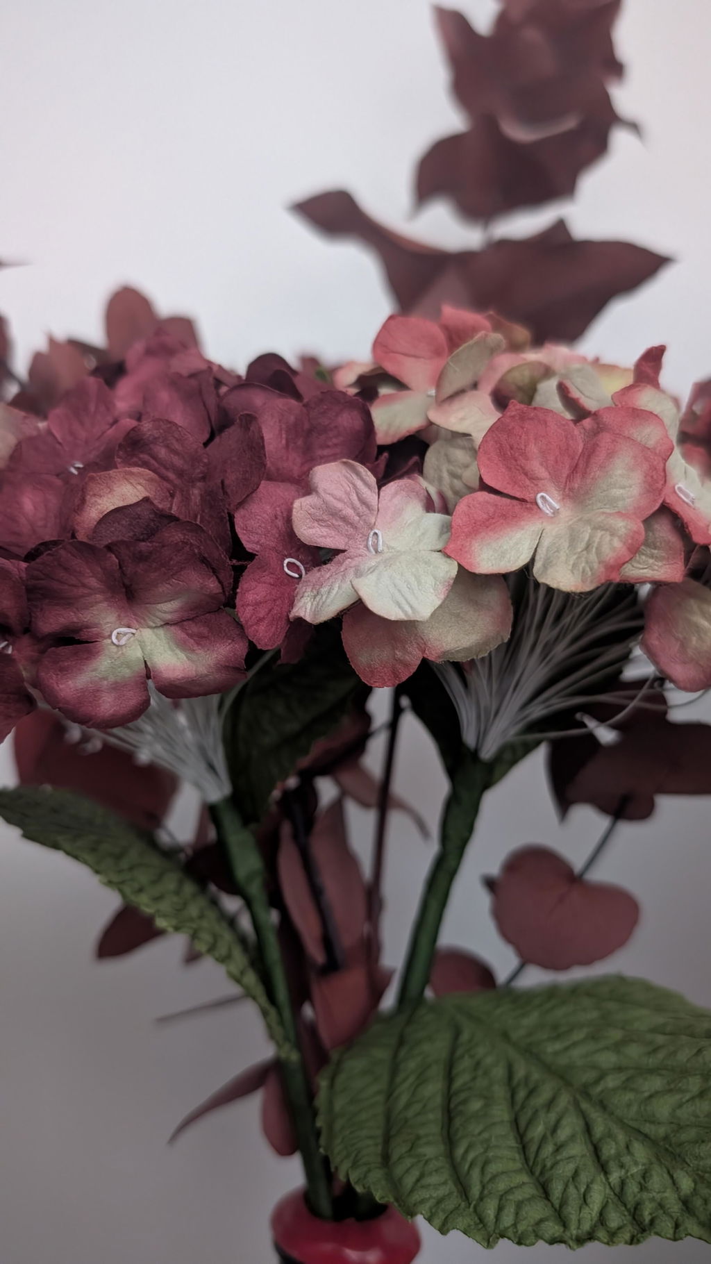Flowrette Hortensia Plum fleur en papier prune