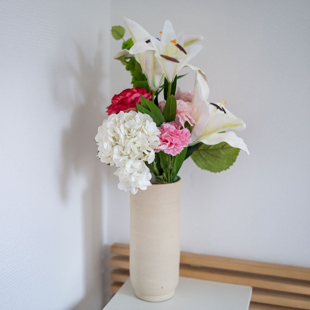 Flowrette Clémence bouquet artificiel blanc rose sans entretien