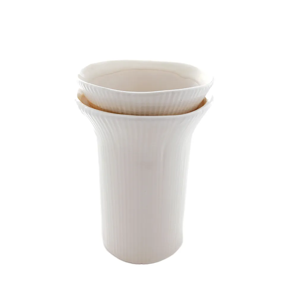 Sia Home Grow 22 cm vase en grès blanc cassé rainuré