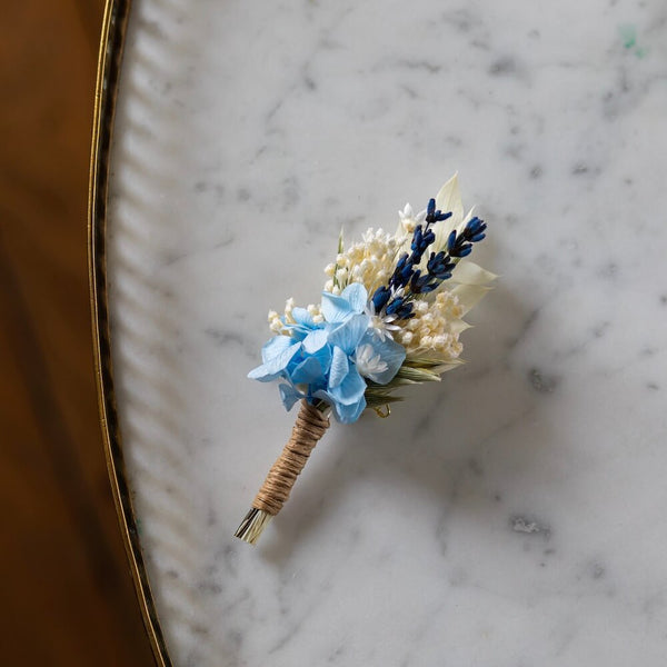 Flowrette Camille boutonnière fleurs séchées blanche mariage