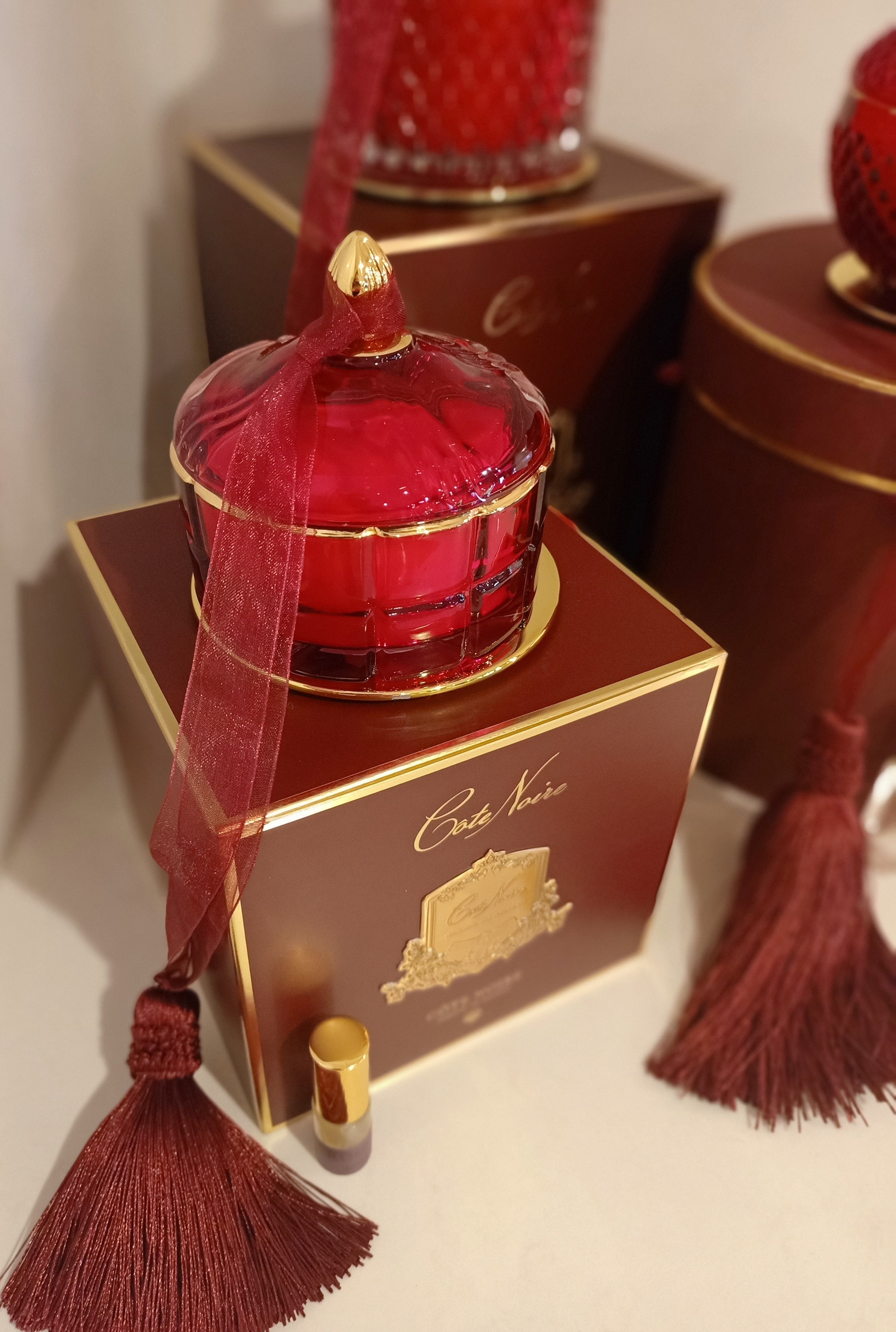 Côte Noire Art Deco GML45017 bougie rose oud rouge 200 g