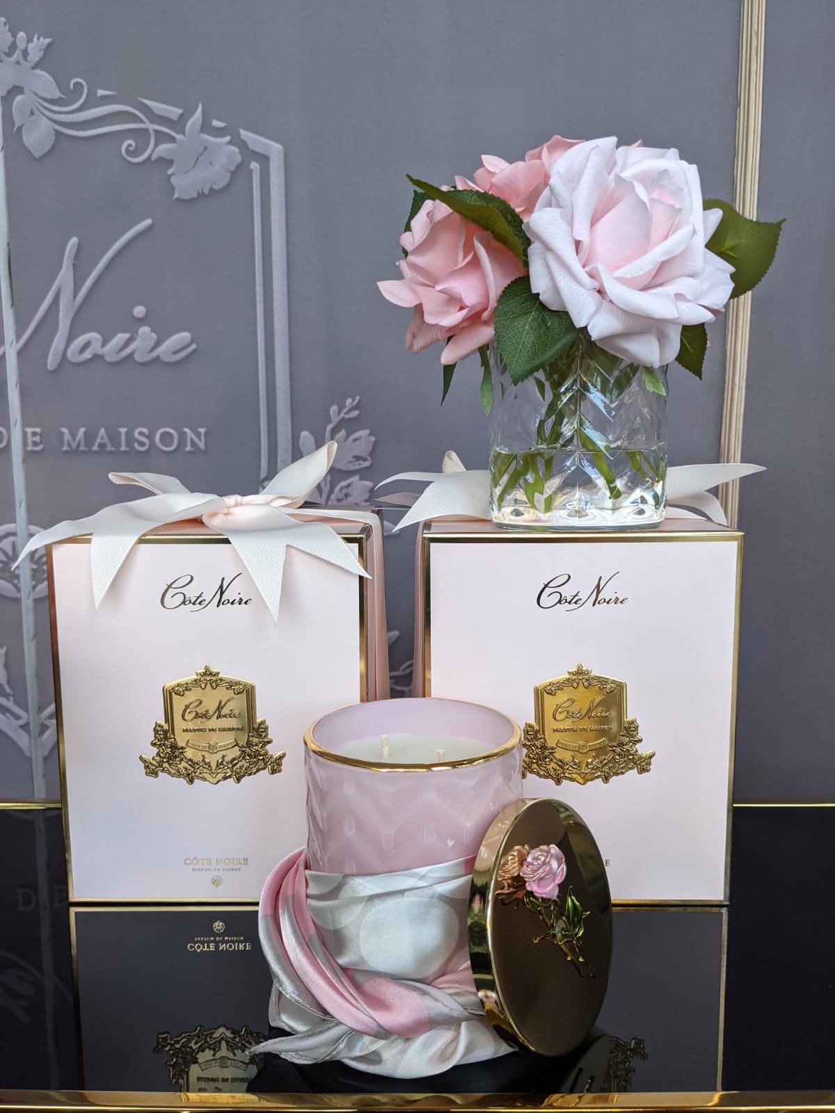 Côte Noire Herringbone roses mixed pink vase clear HCF08