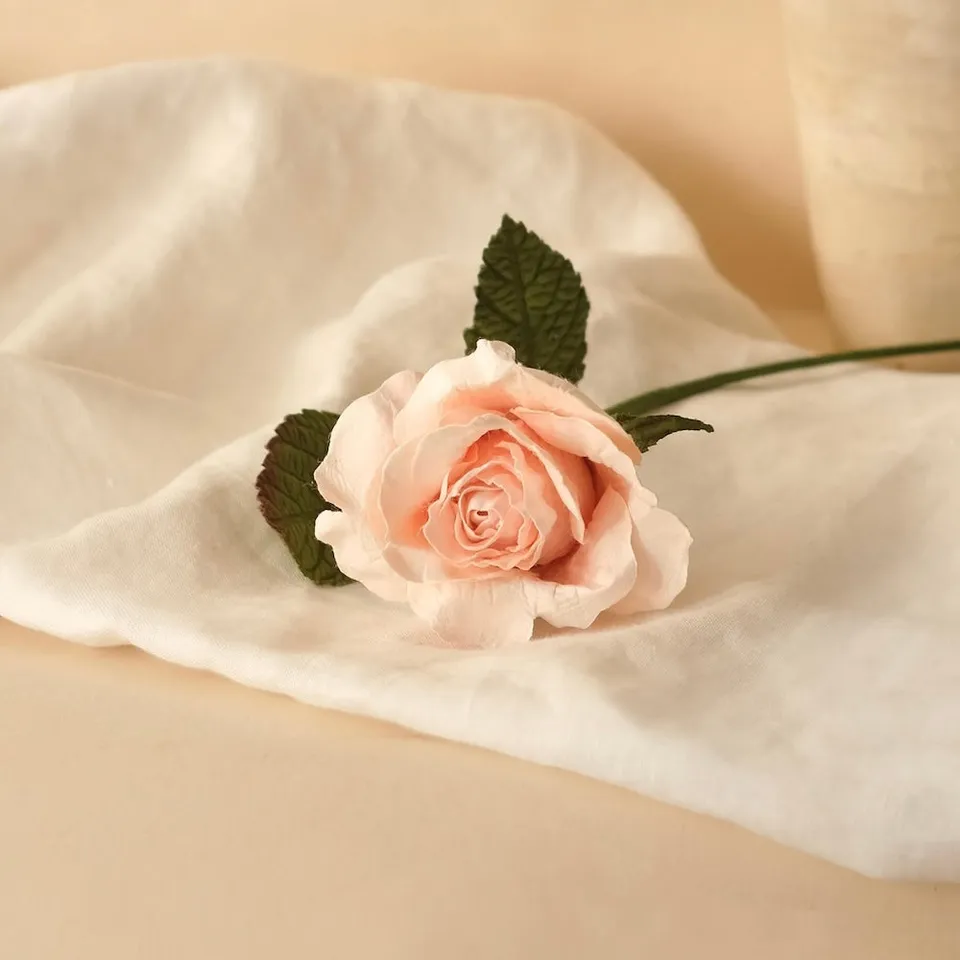 Flowrette Fleurs en papier Petite Rose Lady champagne x1