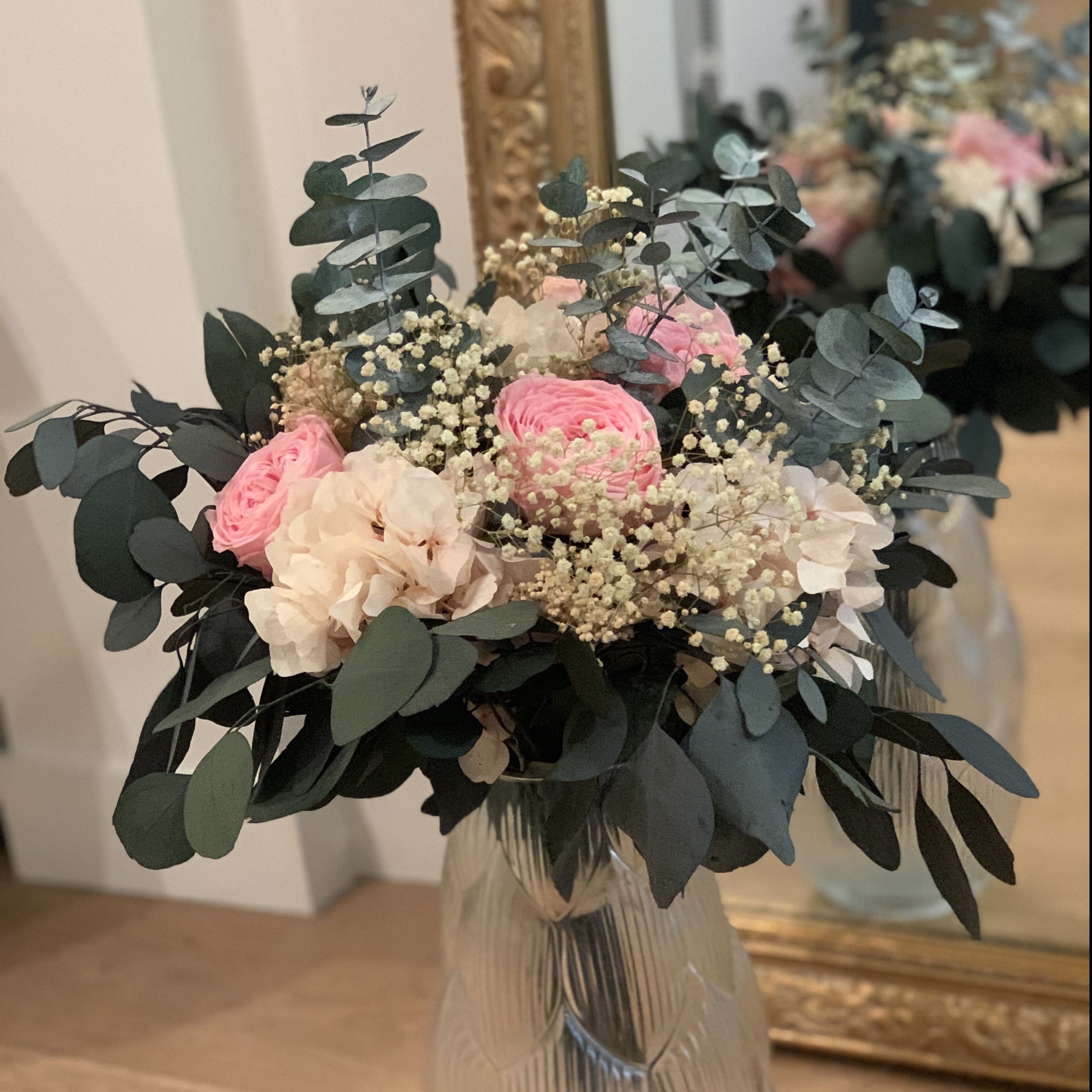 Ateliers Ouchamp Place du Brésil bouquet roses stabilisées 40 cm